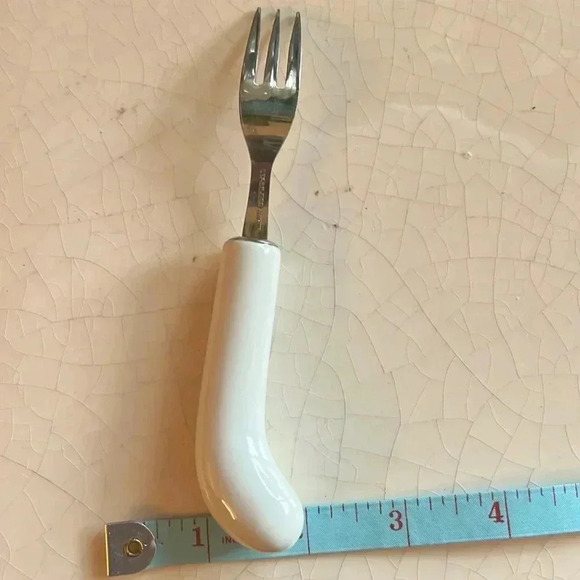 Vintage Holiday Holly Berry Christmas New Years Eve Cocktail Forks Set of 4 NWOT - Picture 3 of 9